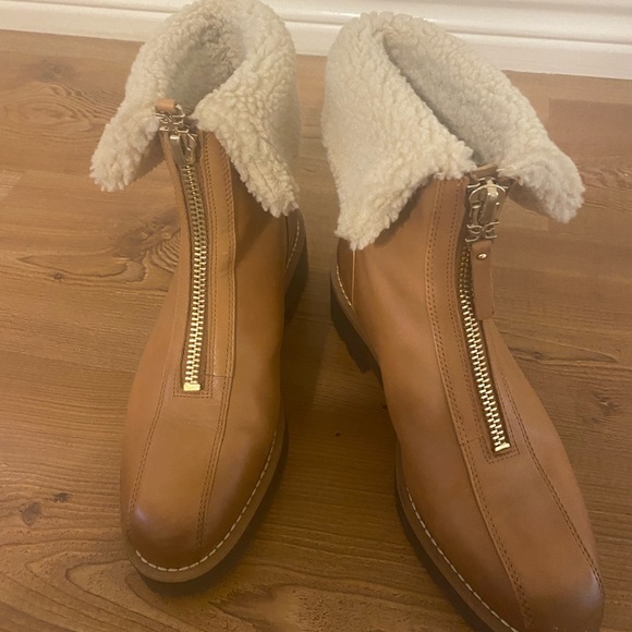 Sam Edelman boots. Like new only worn a few times - Picture 4 of 5